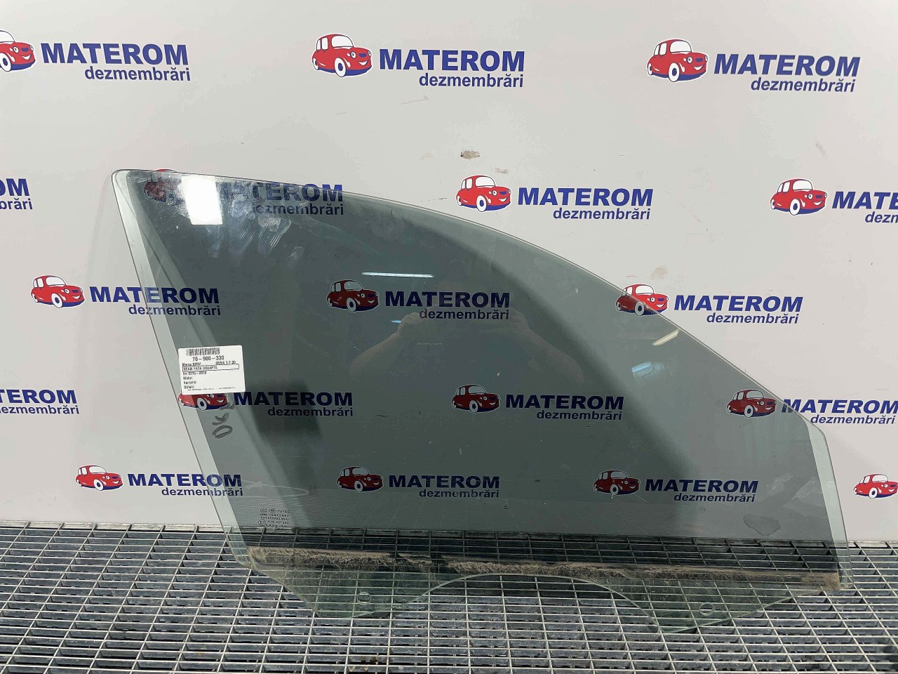 GEAM FATA DREAPTA BMW SERIA 3 F 30 - - (2015 2018)