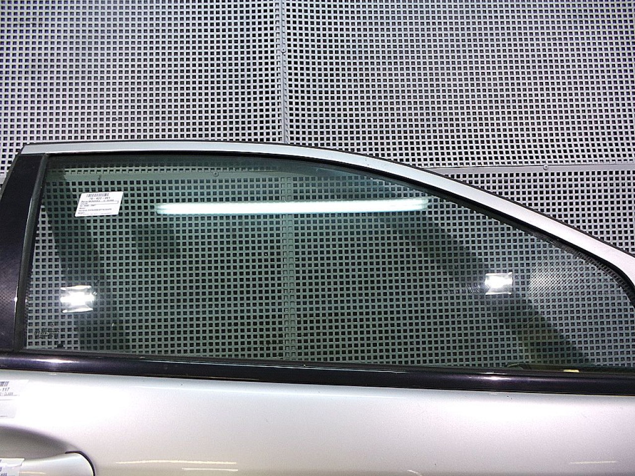 GEAM FATA DREAPTA MERCEDES C-CLASS - - (2000 2007)