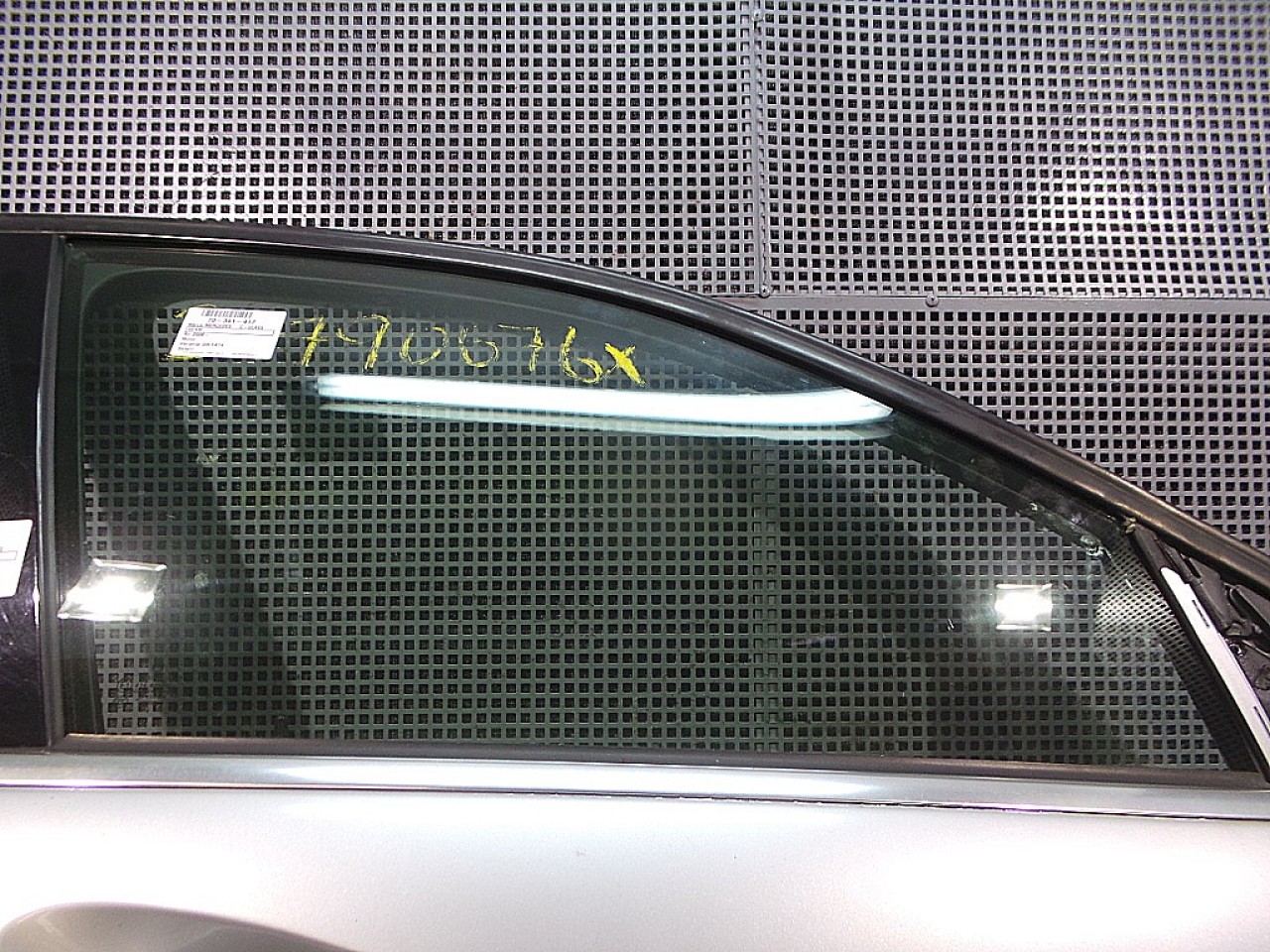GEAM FATA DREAPTA MERCEDES C-CLASS - - (2007 2011)