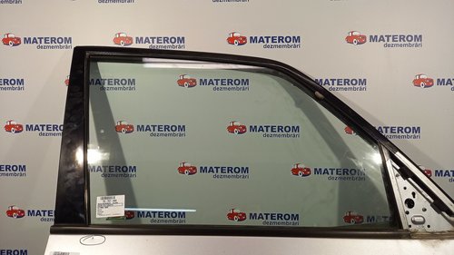 GEAM FATA DREAPTA MITSUBISHI PAJERO - - (2000 2006)