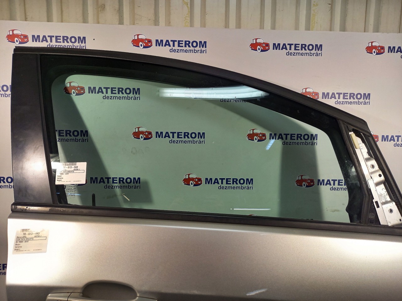 GEAM FATA DREAPTA OPEL ASTRA J ASTRA J - - (2009 2012)