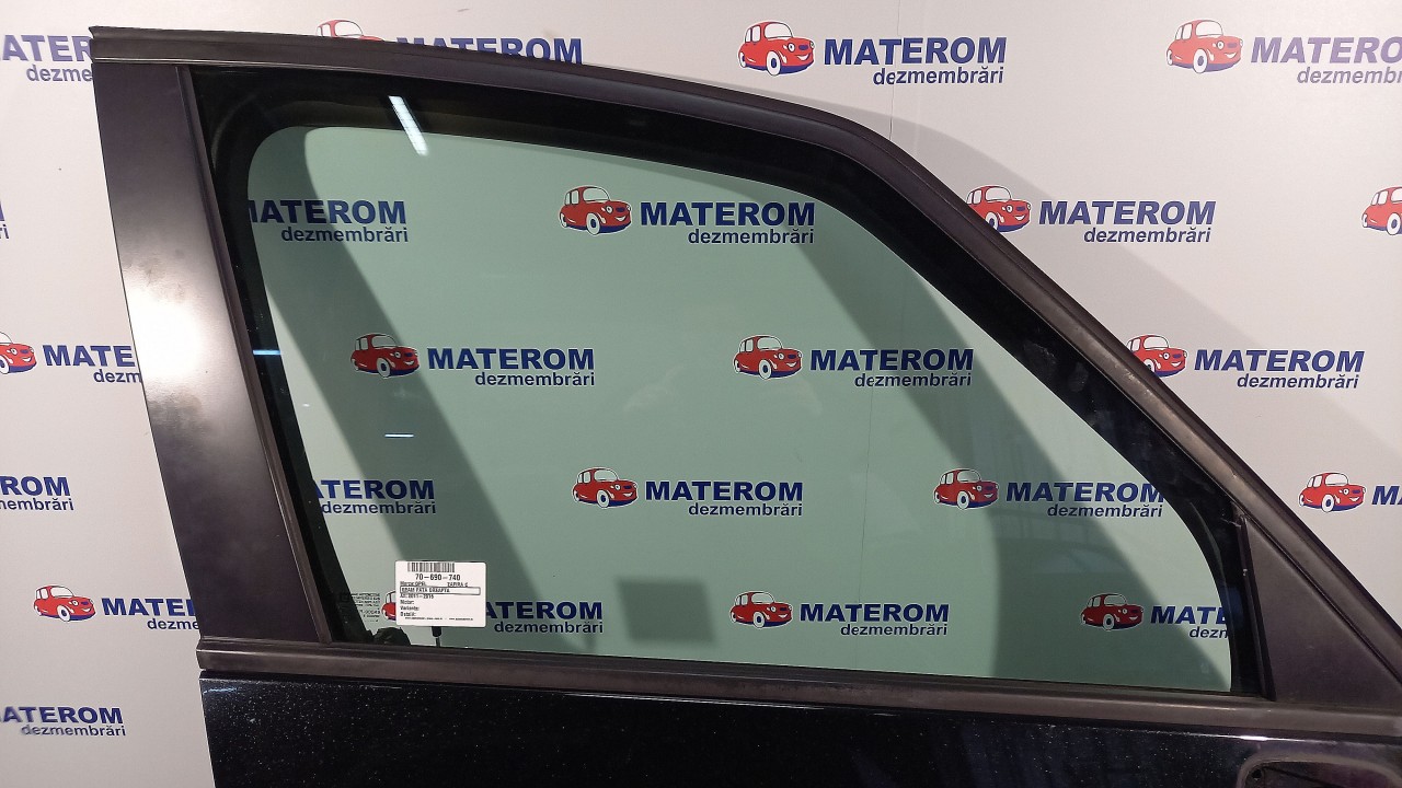 GEAM FATA DREAPTA OPEL ZAFIRA C - - (2011 2016)