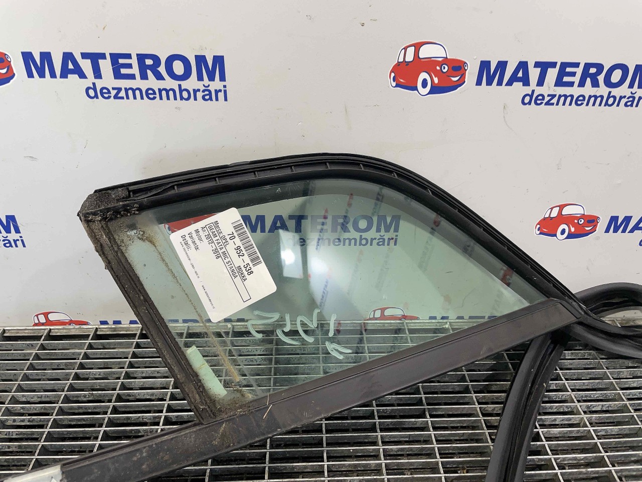 GEAM FATA MIC STANGA OPEL MOKKA MOKKA - - (2012 2016)
