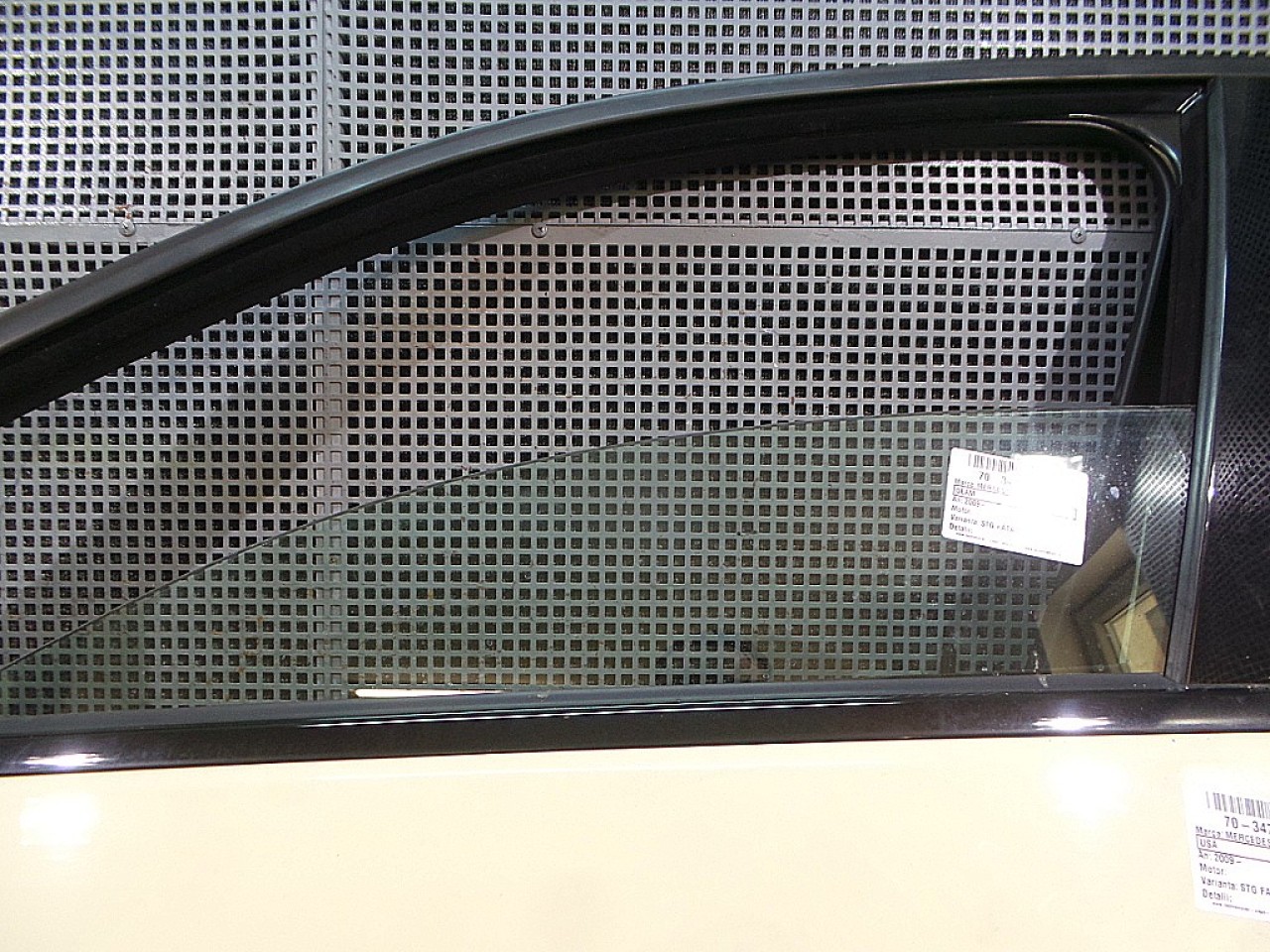 GEAM FATA STANGA MERCEDES E-CLASS - - (2009 2013)