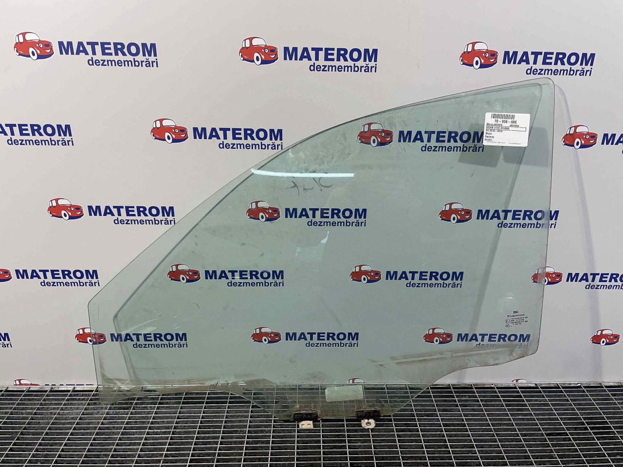 GEAM FATA STANGA NISSAN NAVARA NAVARA - - (2015 2019)