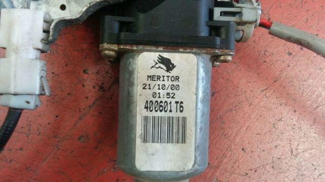 geam fata stanga NISSAN TINO 400601T6400601T6