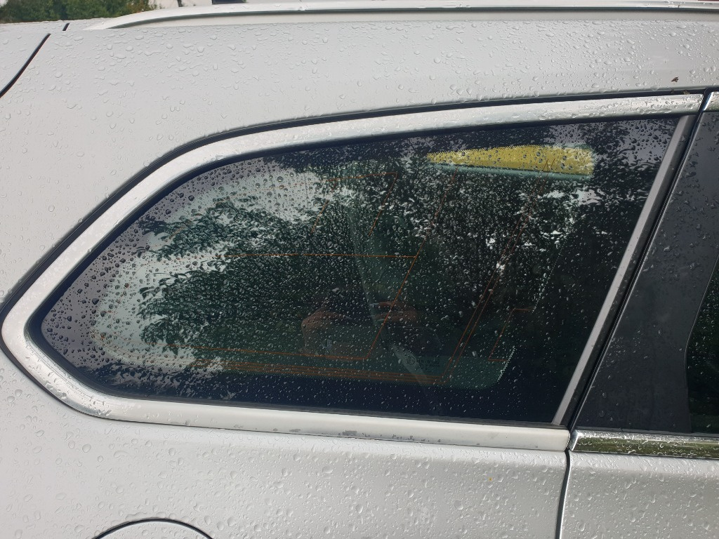 Geam fix caroserie aripa dreapta spate Opel Astra J Sport tourer break