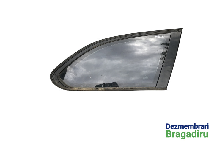 Geam fix caroserie spate dreapta BMW Seria 5 F11 [2009 - 2013] Touring wagon 520 d Steptronic (184 hp) Cod motor: N47T, Cod culoare: B90, Pachet M