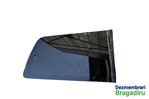Geam fix caroserie spate dreapta Mitsubishi Pajero 3 [1999 - 2003] SUV 5-usi 3.2 DI-D AT (165 hp) Co...