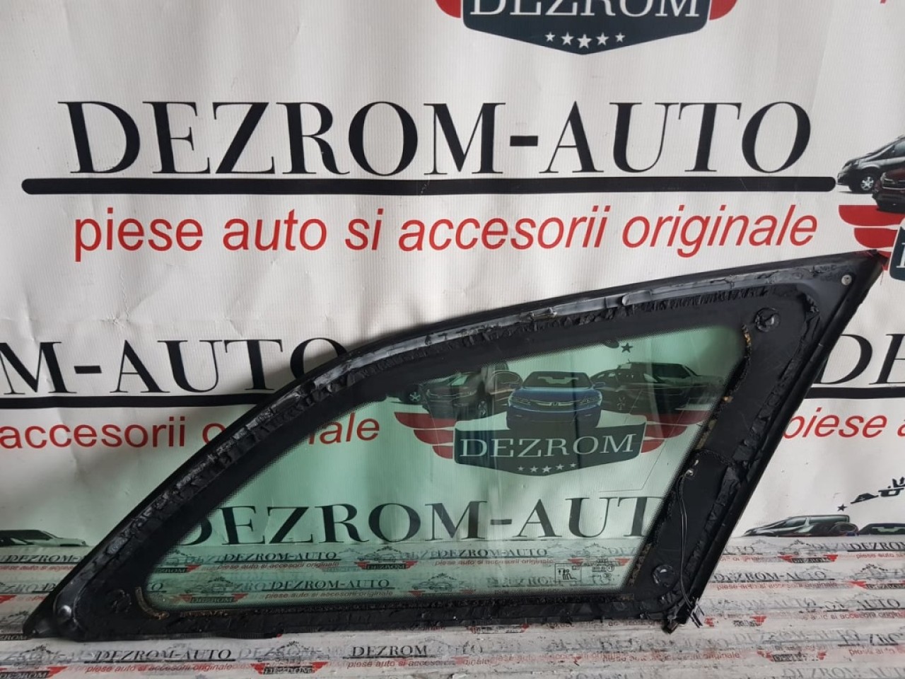 Geam fix caroserie stanga spate audi A6 4G C7 Variant