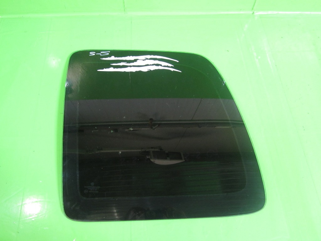 GEAM FIX / COLT PORTBAGAJ STANGA - SPATE JEEP CHEROKEE KJ LIBERTY 4x4 FAB. 2001 - 2008 ⭐⭐⭐⭐⭐