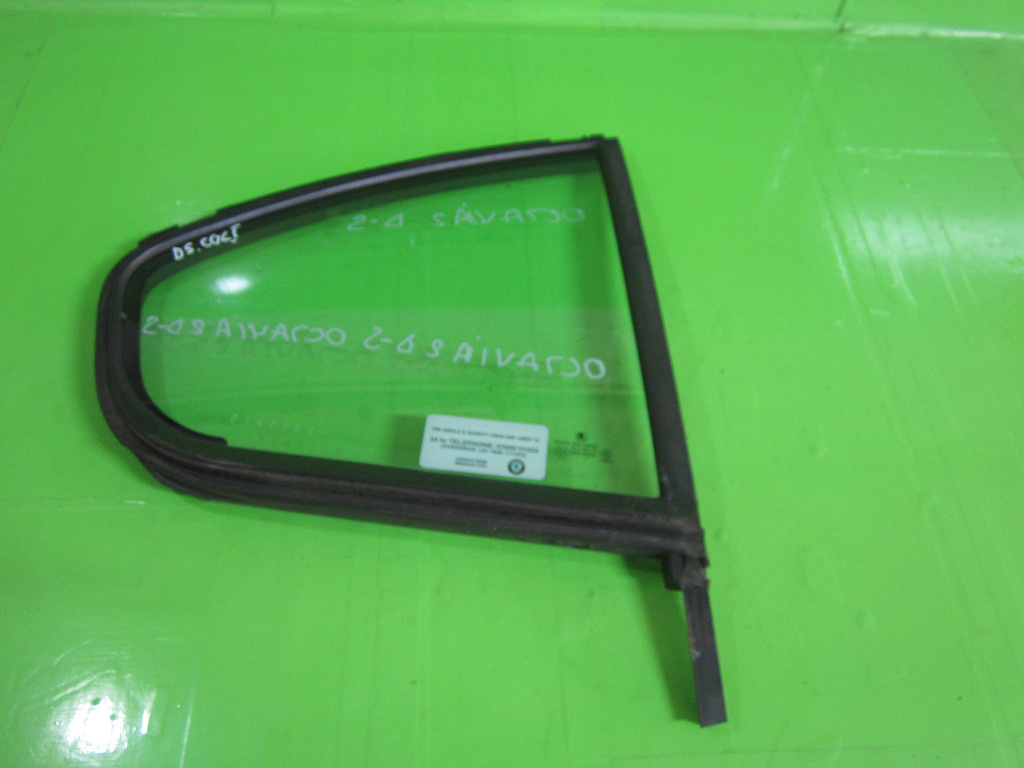 GEAM FIX / COLT USA DREAPTA SPATE SKODA OCTAVIA II FAB. 2004 - 2013 ⭐⭐⭐⭐⭐