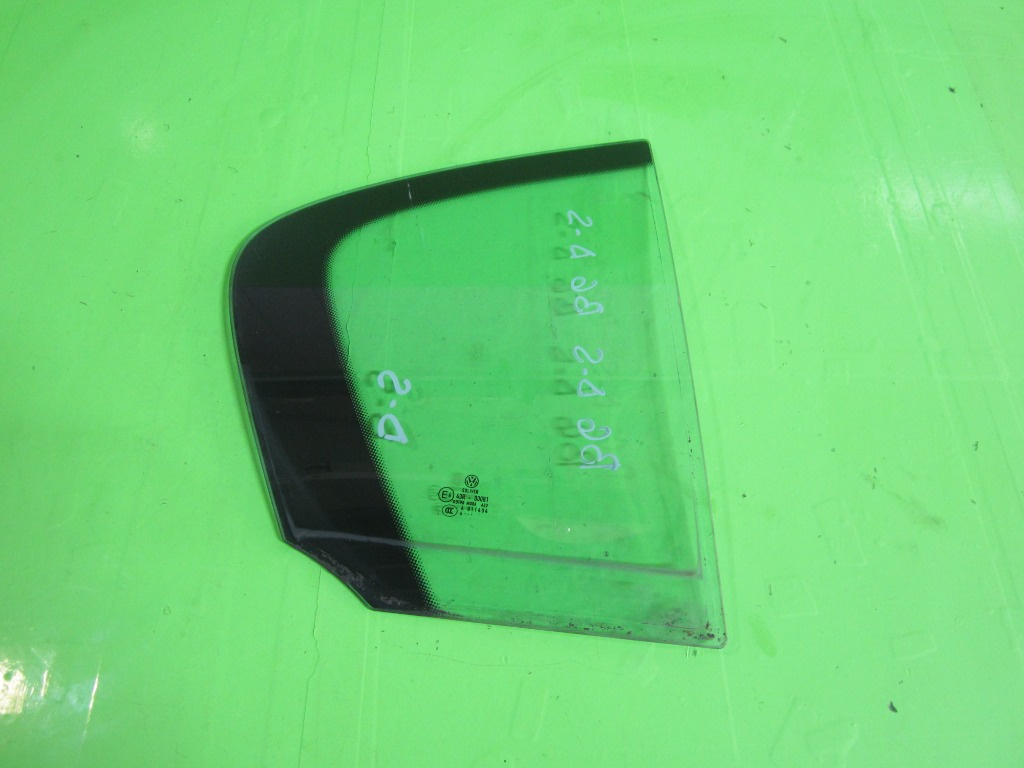 GEAM FIX / COLT USA DREAPTA - SPATE VW PASSAT B6 FAB. 2005 - 2010 ⭐⭐⭐⭐⭐