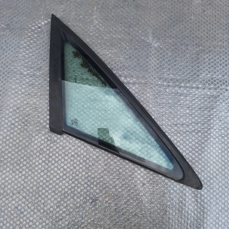 Geam Fix Dreapta Spate Audi A6 (4B, C5) 1997-2005 Clar E643R00081, 43R00081, Dot90As2, Dot90As2M30A, A011404