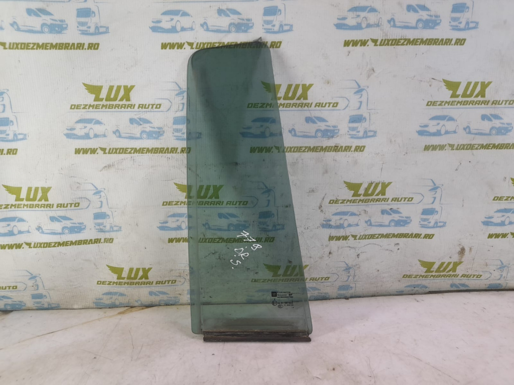 Geam fix dreapta spate Opel Zafira B [2005 - 2010] 1.7 cdti A17DTR