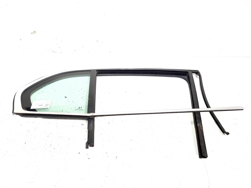 Geam fix dreapta spate, Skoda Superb II (3T4) (id:538355)