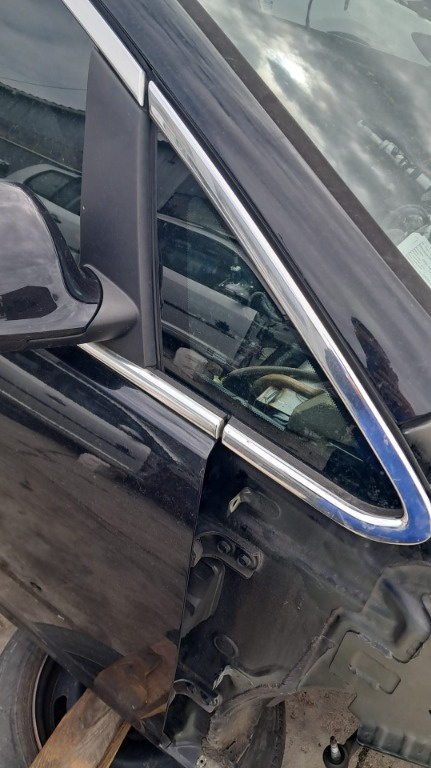 Geam fix fata Opel Astra J an 2011