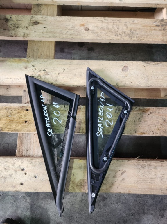 Geam fix fata Seat Leon 1P 2006 2007 2008 2009 2010 2011 2012 2013