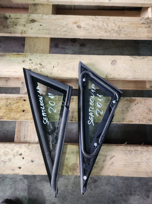 Geam fix fata Seat Leon 1P 2006 2007 2008 2009 2010 2011 2012 2013