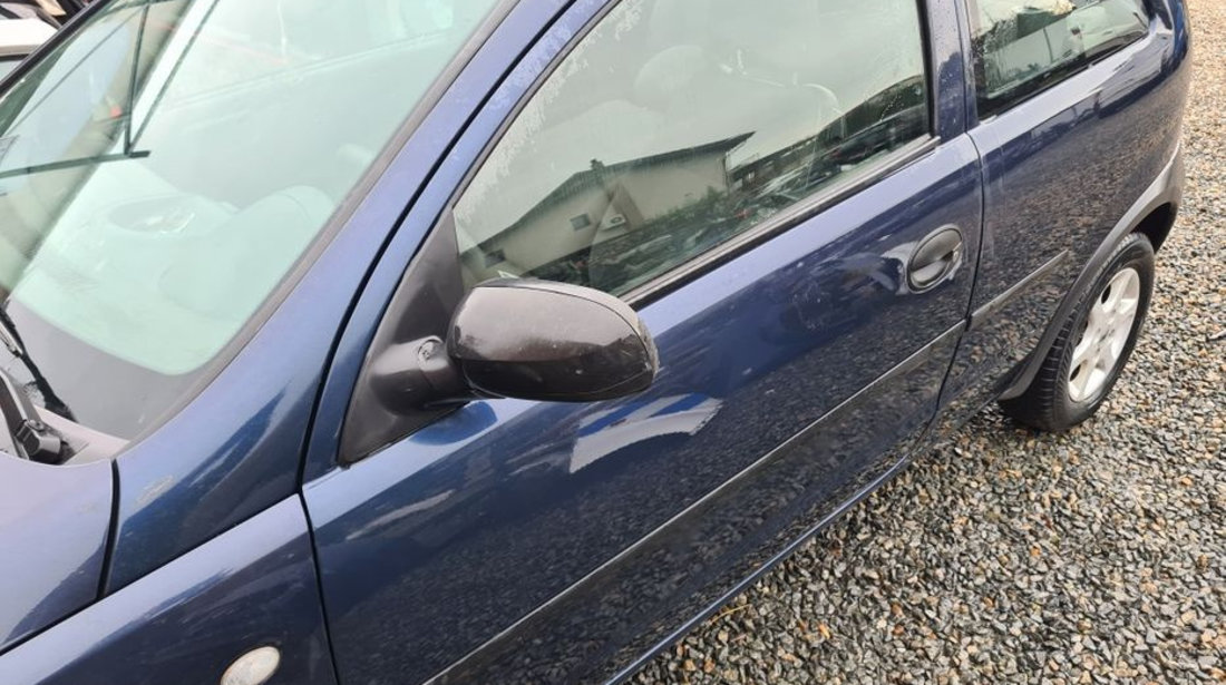 Geam fix lateral aripa spate Opel Corsa C 2 usi dezmembrez