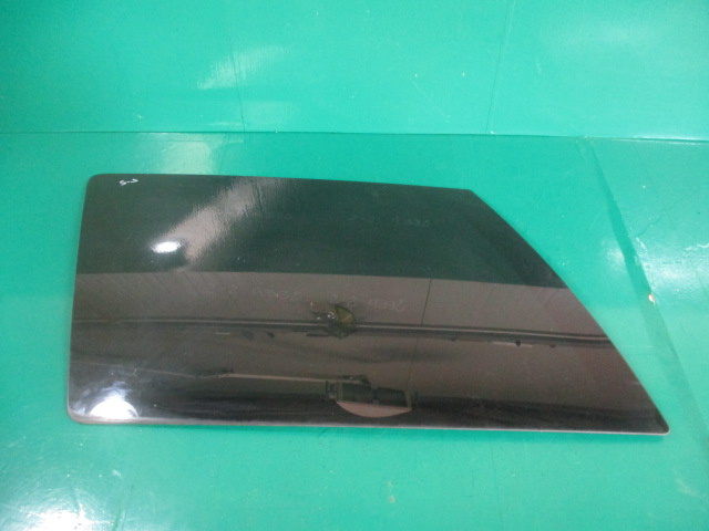 GEAM FIX PORTBAGAJ STANGA SPATE JEEP GRAND CHEROKEE II FAB. 1998 - 2005 ⭐⭐⭐⭐⭐
