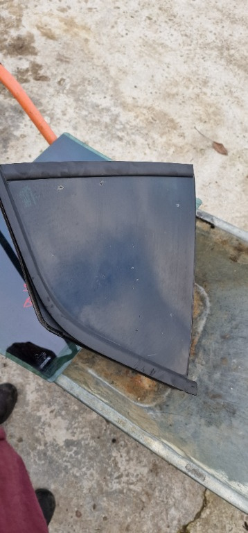 Geam Fix Skoda Octavia 3 Berlina
