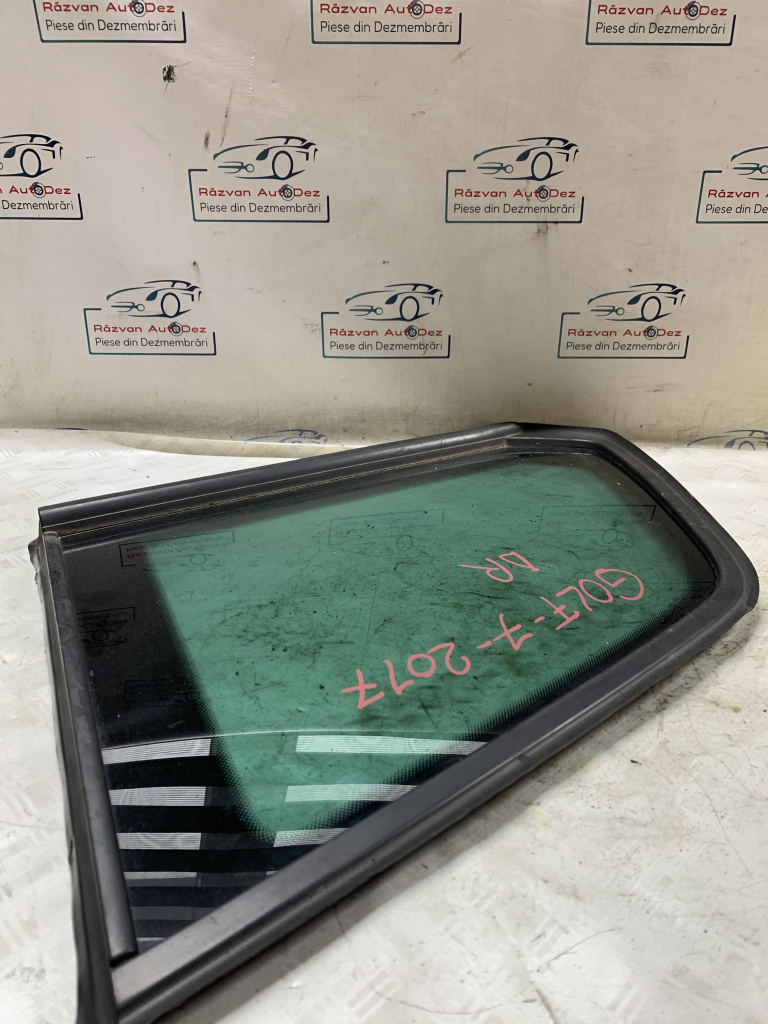 Geam fix spate dreapta Volkswagen Golf 7