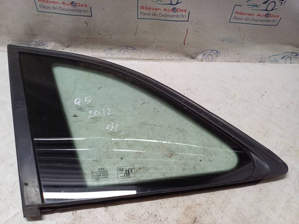 Geam fix spate stanga Audi Q5 - Motorina 2012, 8R0452299P