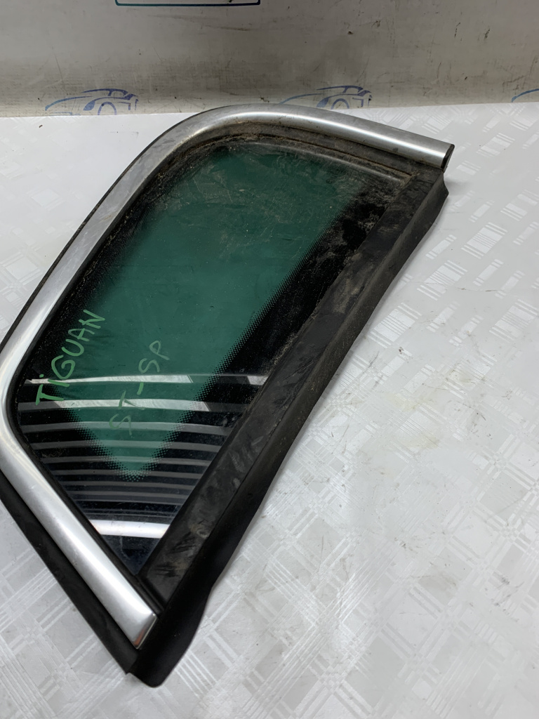 Geam fix spate stanga Volkswagen Tiguan - Benzina 2010, -