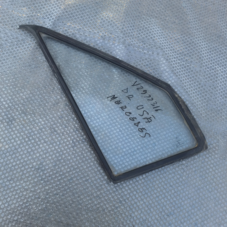 Geam Fix Stanga Fata Mercedes-Benz Sprinter (W903) 1998-2005 313 Cdi Om 611.981 Motorina 43R000042, E943R000042
