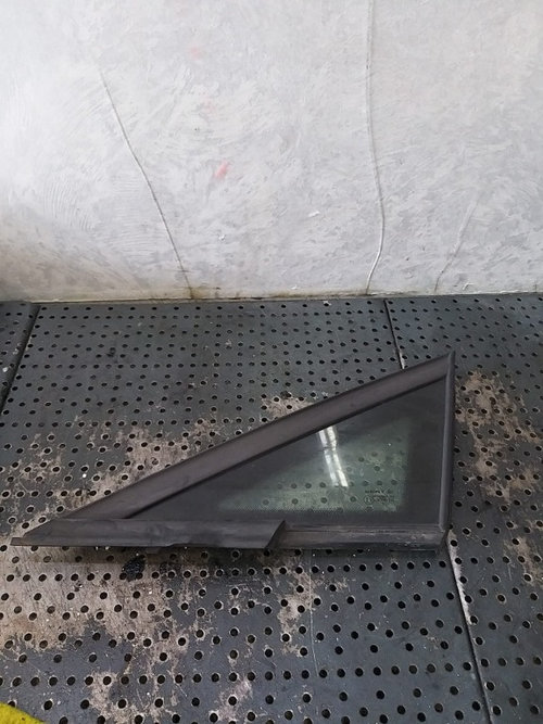 Geam fix stanga fata seat ibiza 6j 6j0845411