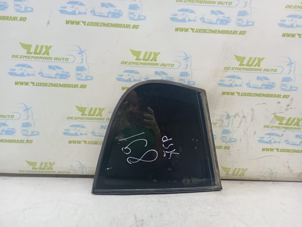 Geam fix stanga spate 822210001r Renault Laguna 3 [2007 - 2011] 2.0 dci M9R828