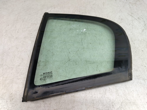 Geam fix stanga spate 822210001r Renault Laguna 3 [2007 - 2011] 2.0 dci m9r
