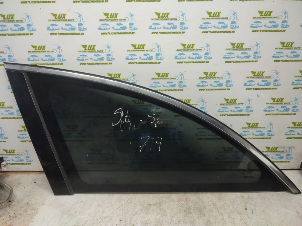 Geam fix stanga spate Mercedes-Benz R-Class W251 [2005 - 2010] 3.0 cdi om642.950