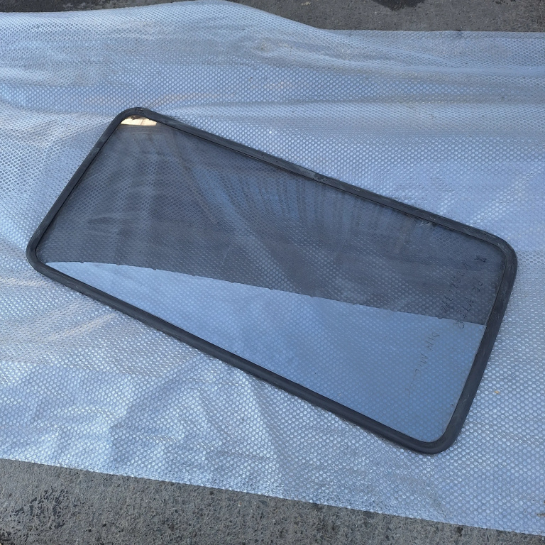 Geam Fix Stanga Spate Toyota Avensis (T25) 2003-2008 43R00209, Dot726As3M40, E1743R00209