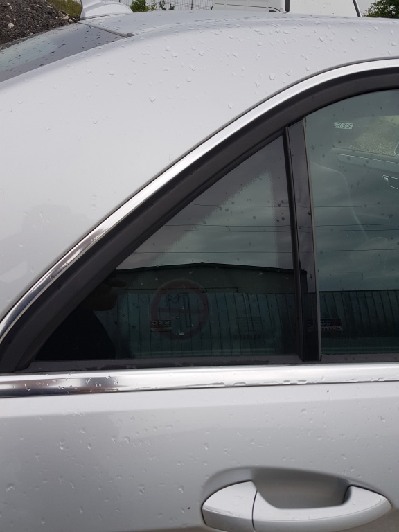 GEAM FIX USA DREAPTA SPATE MERCEDES W212 E-CLASS