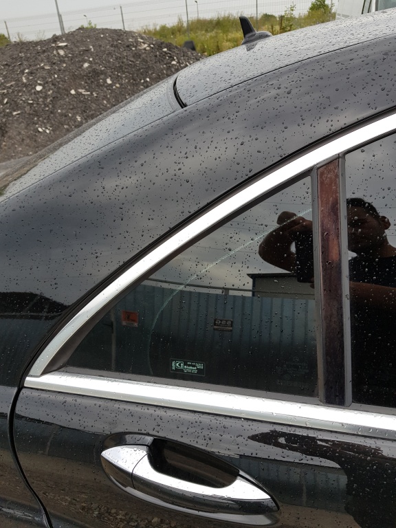 GEAM FIX USA DREAPTA SPATE MERCEDES W221 S-CLASS