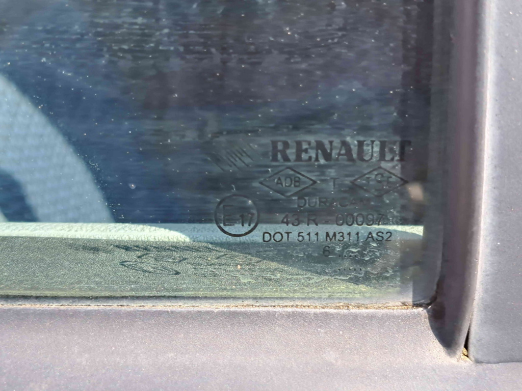 Geam fix usa dreapta spate Renault Clio 2 / Symbol 1 [Fabr 1998-2008] OEM