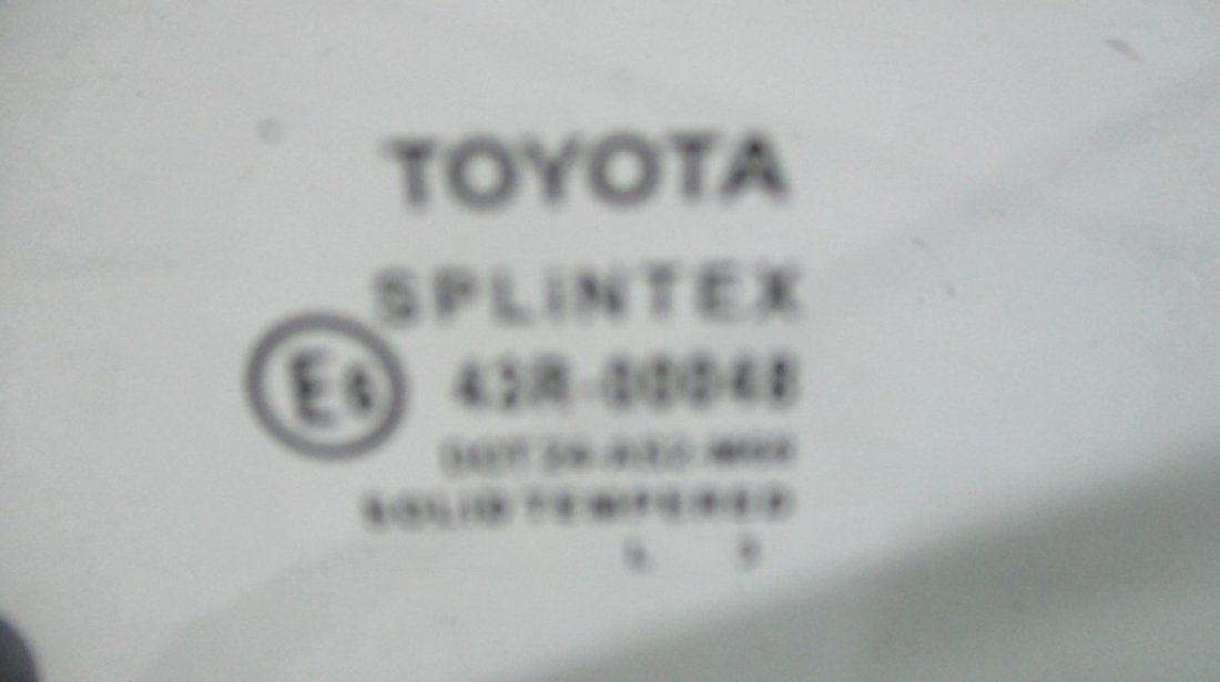 Geam fix usa dreapta spate Toyota Avensis Combi an 2003 2004 2005 2006 2007 2008