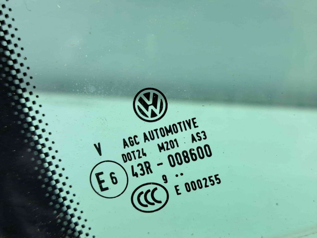 Geam fix usa dreapta spate Volkswagen Tiguan (5N) [Fabr 2007-2016] OEM