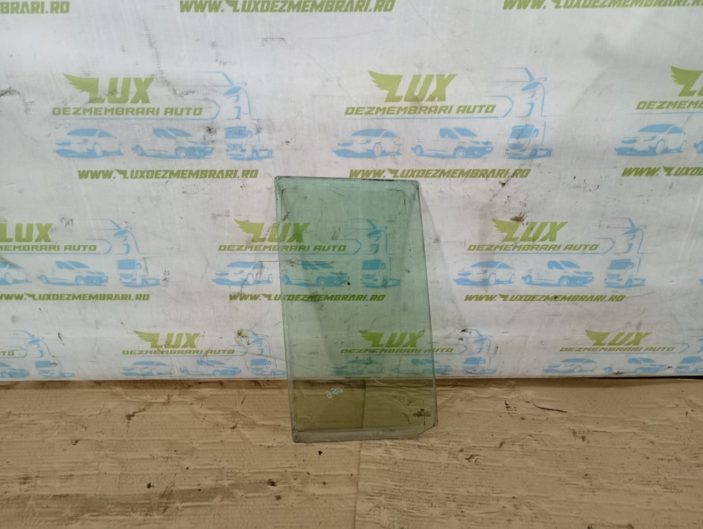 Geam fix usa stanga spate Volkswagen VW Touran [2003 - 2006] 1.9 tdi AVQ