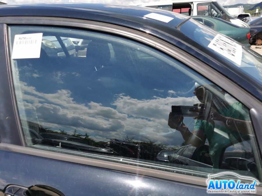 Geam Lateral Dreapta Fata BMW 1 F20 2010
