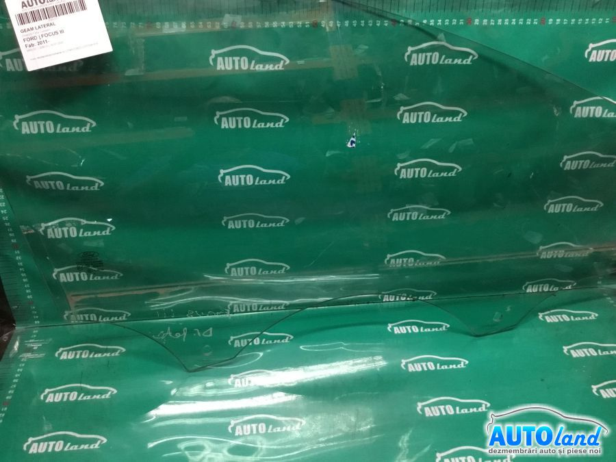 Geam Lateral Dreapta Fata Culisant Ford FOCUS III 2011