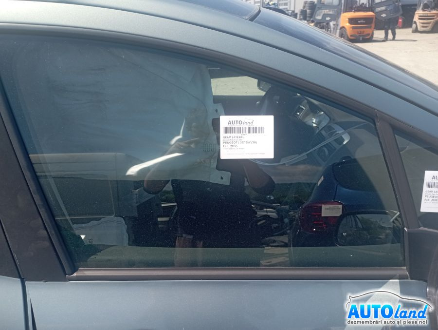 Geam Lateral Dreapta Fata Culisant Peugeot 307 SW 3H 2002