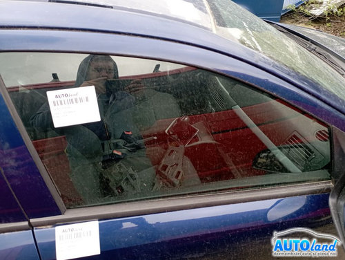 Geam Lateral Dreapta Fata Opel ASTRA H 2004