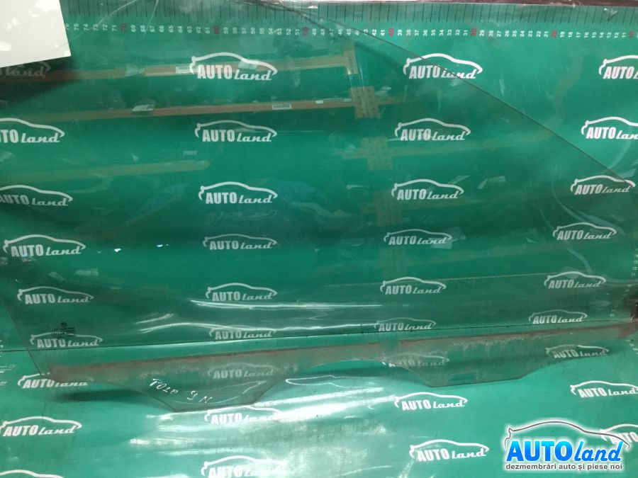 Geam Lateral Dreapta Fata Volkswagen POLO 9N 2001