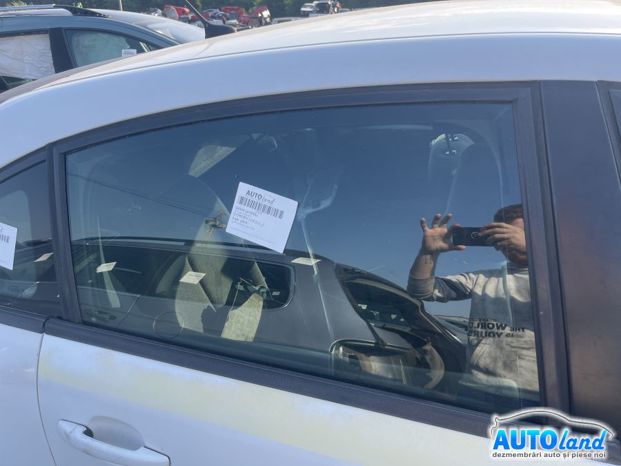 Geam Lateral Dreapta Spate Culisant Citroen C4 LC 2004