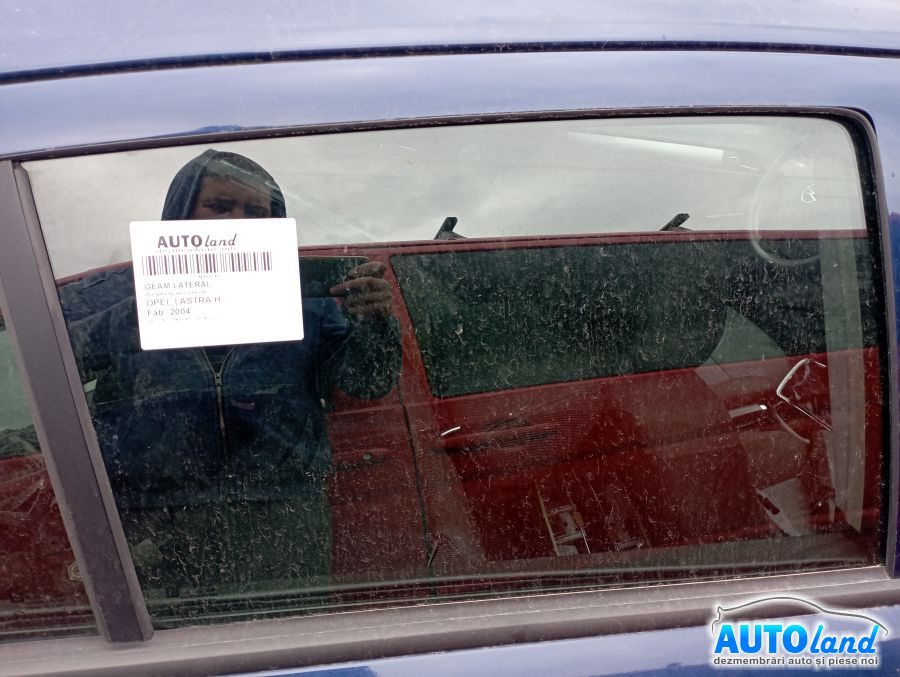 Geam Lateral Dreapta Spate Culisant Opel ASTRA H 2004