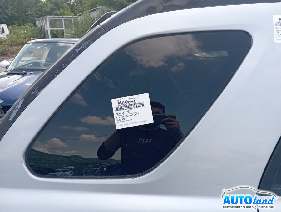Geam Lateral Dreapta Spate Fix de pe Caroserie Kia SPORTAGE JE 2004