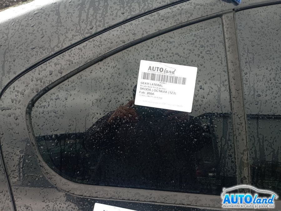 Geam Lateral Dreapta Spate Fix de pe Usa Skoda OCTAVIA 1Z3 2004
